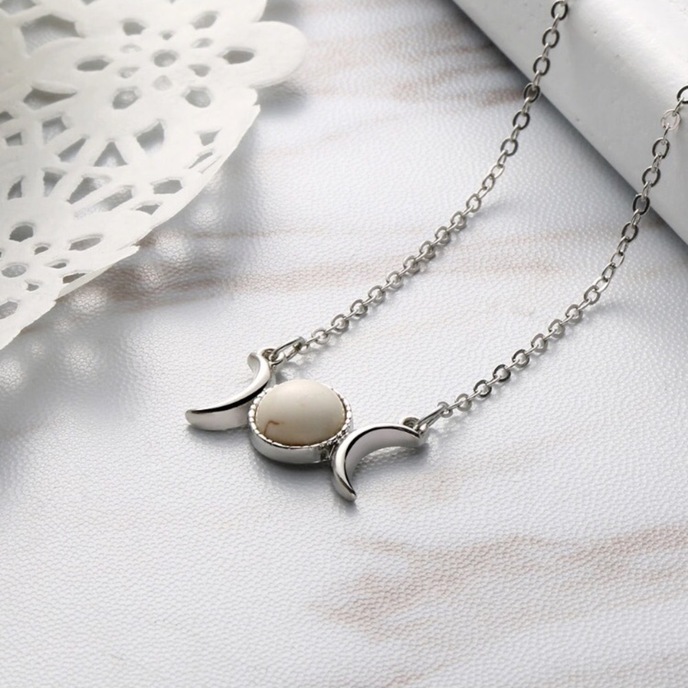 ❗️2 left❗️Crescent Moon Genuine Stone Necklace - Picture 2 of 8